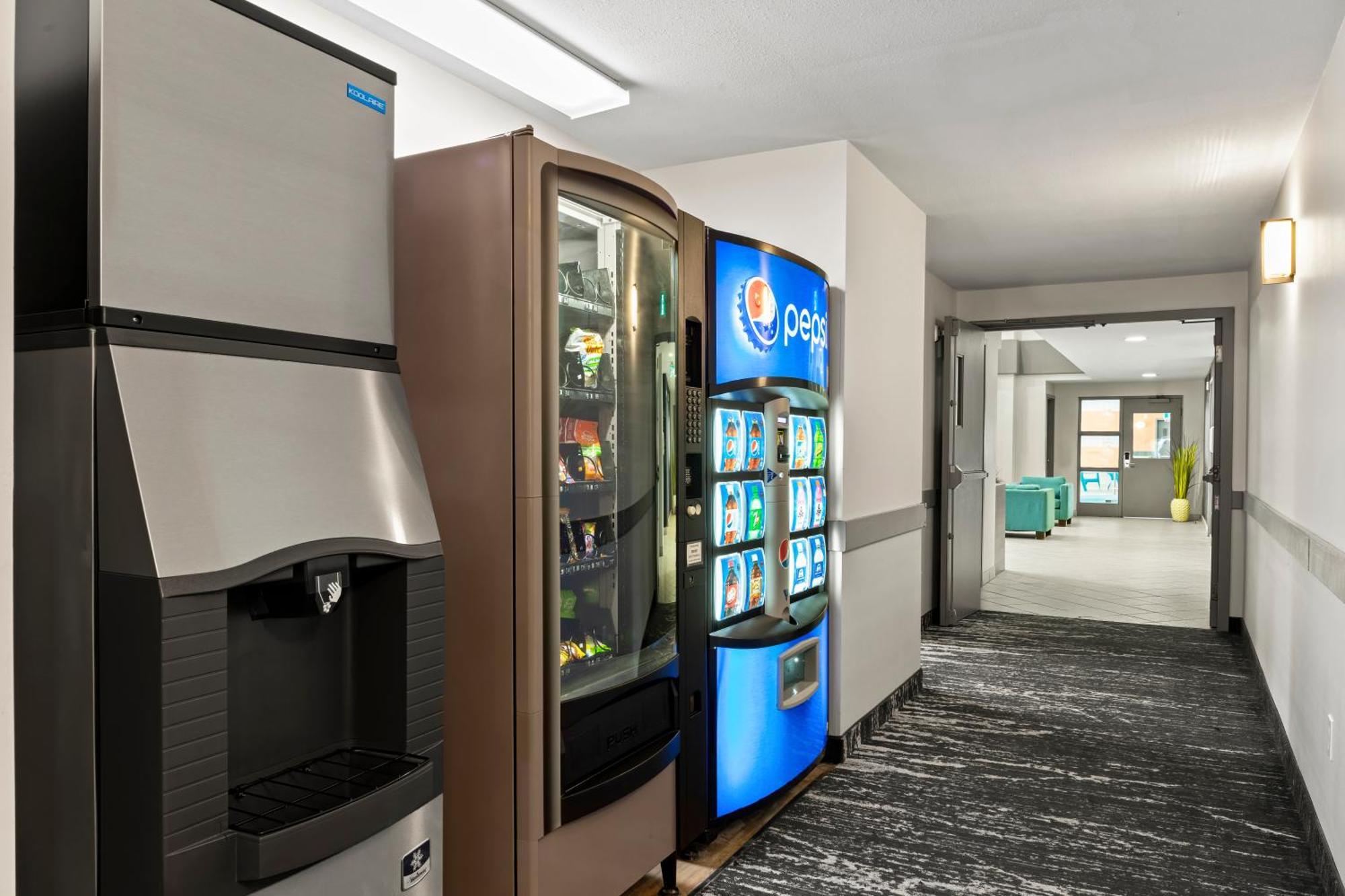 Days Inn By Wyndham Steinbach Kültér fotó