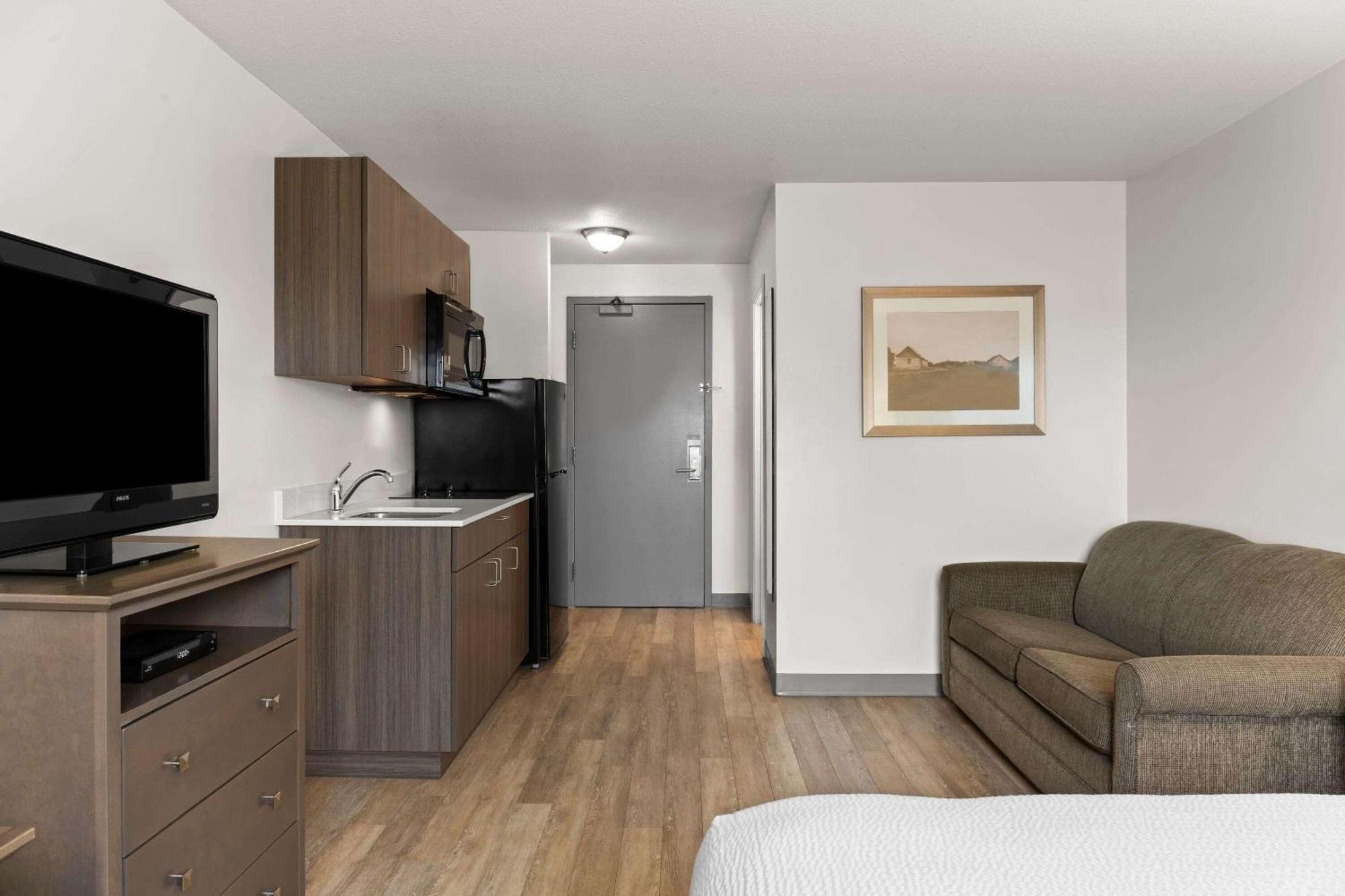 Days Inn By Wyndham Steinbach Kültér fotó