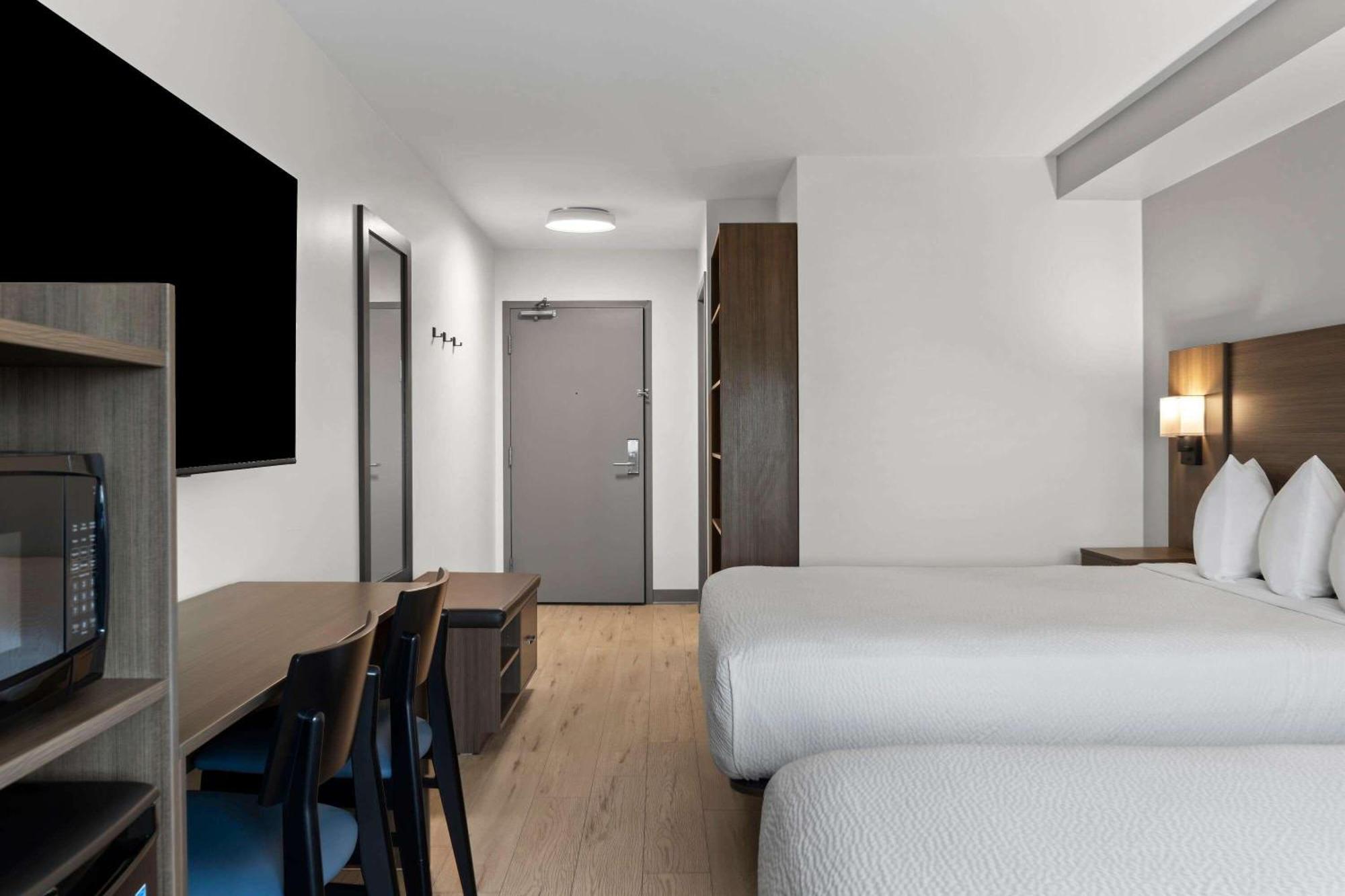 Days Inn By Wyndham Steinbach Kültér fotó